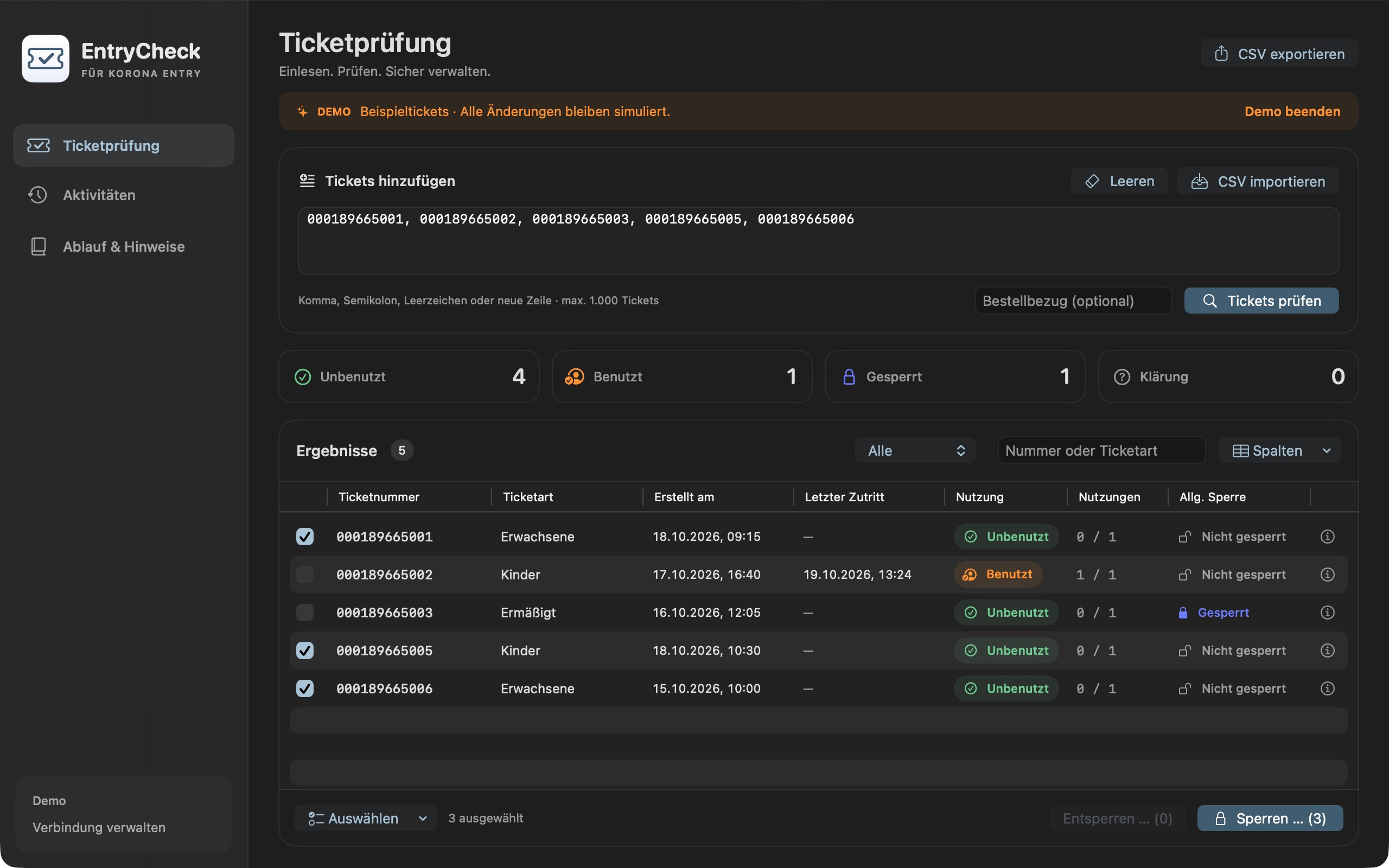 EntryCheck-Ticketprüfung in dunkler Darstellung mit fünf Beispieltickets und anpassbaren Spalten